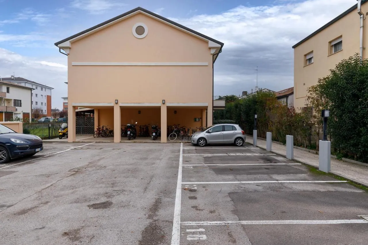ראבנה Elly'S Home Parcheggio Privato איטליה